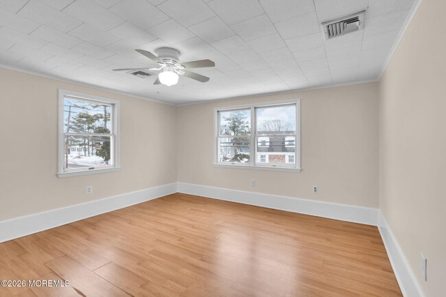 Building Photo - 1001 Arnold Ave