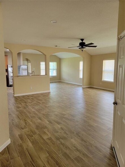 Building Photo - 6110 Moran Crest Dr