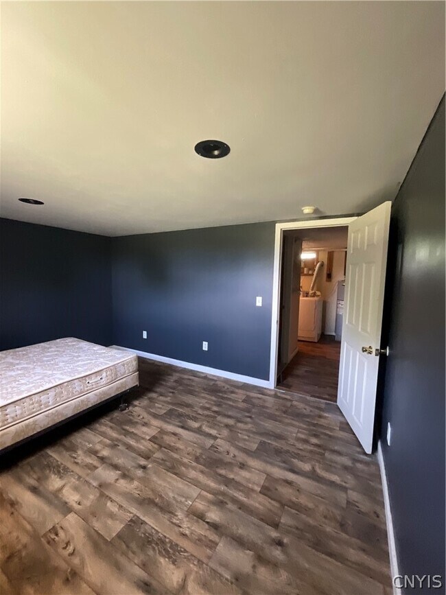 Building Photo - 29841 US-20