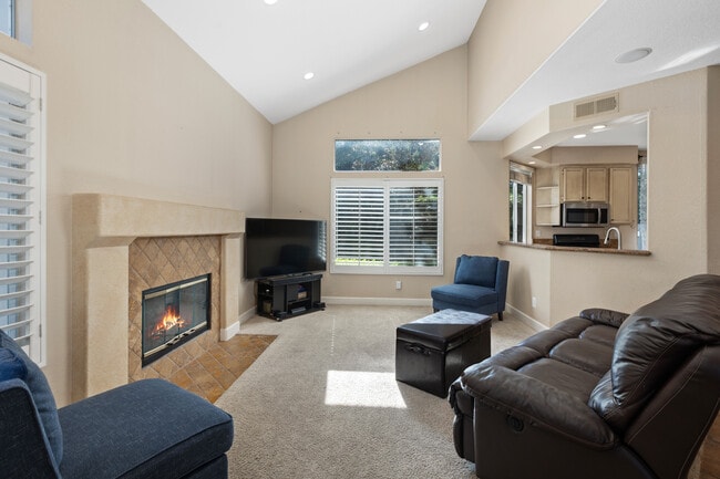 Building Photo - 16140 Av. Venusto