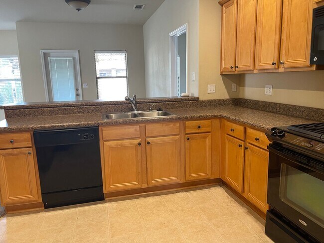 Building Photo - Beautiful 3BR/2BA Home in Rustic Ridge - Minutes from NAS Whiting Field