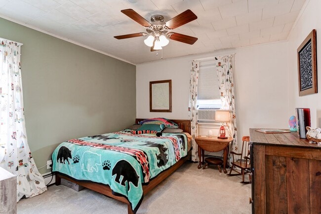 Building Photo - 3 Bed 1 Bath in Lemoyne Pa