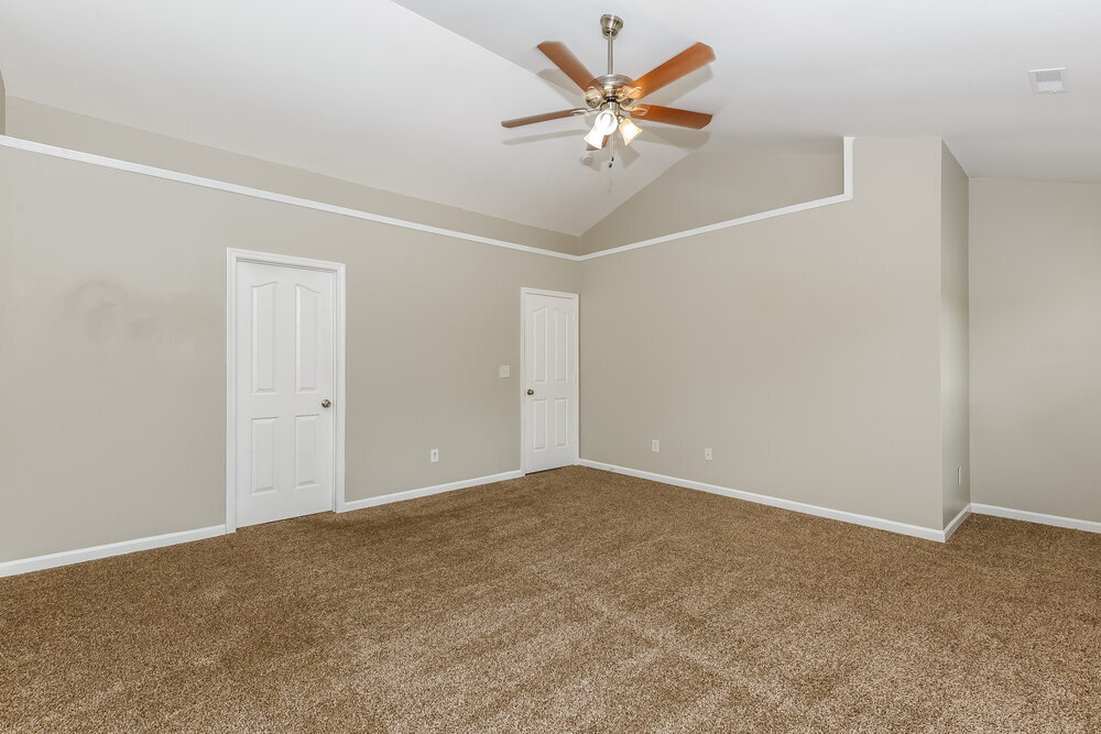 Building Photo - 1006 Tiger Eye Ave