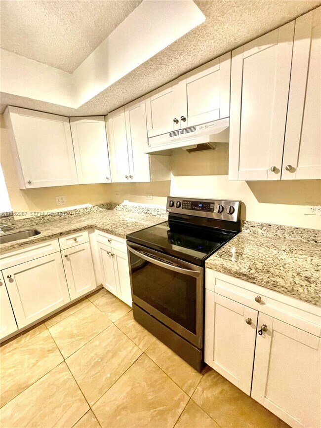 Building Photo - 3690 N 56th Ave