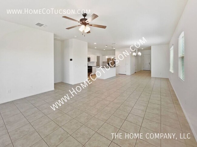 Building Photo - 7540 S Circulo Rio Blanco