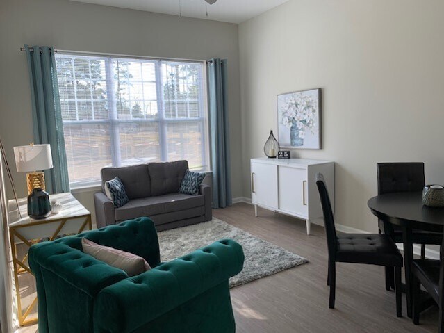 Building Photo - 5757 Maple Canyon Ave