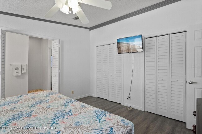 Building Photo - 6901 Richard Dr