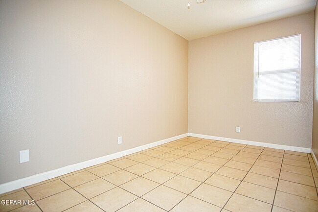 Building Photo - 3435 Fred Wilson Ave