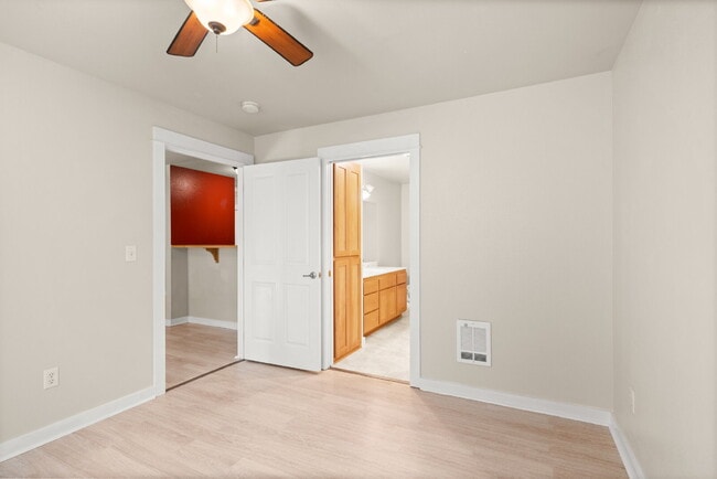 Building Photo - 2221 McCall Dr