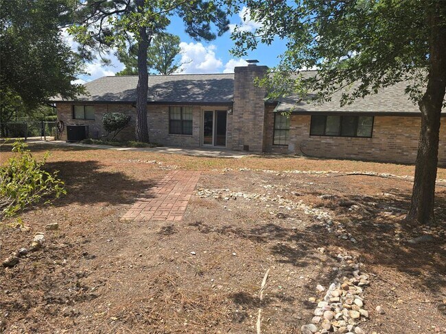 Building Photo - 142 Kamakoa Ln