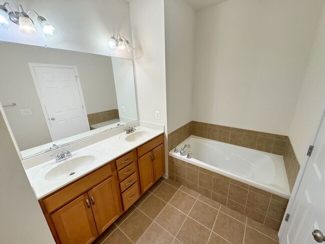 Building Photo - Contemporary 3-Bed, 3.5-Bath Townhome Just...