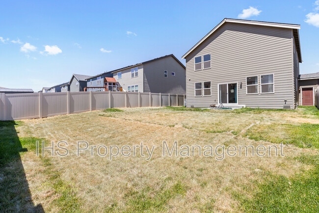 Building Photo - 7945 Ranchland Ln