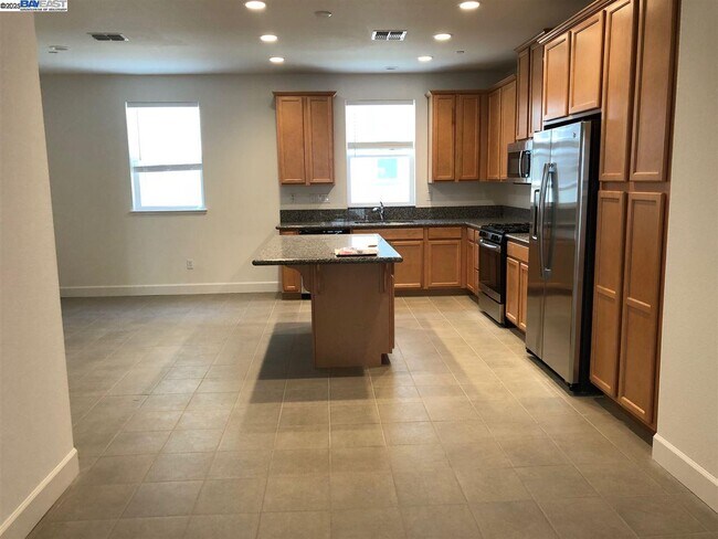 Building Photo - 2728 Ginoso Ct