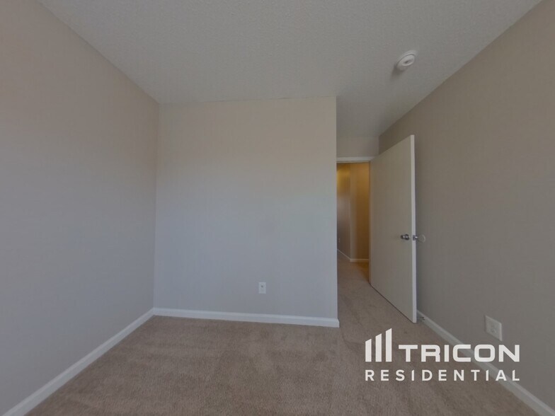 Building Photo - 11808 Kilrush Dr