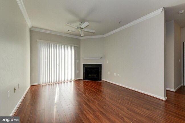 Building Photo - 11371 Aristotle Dr