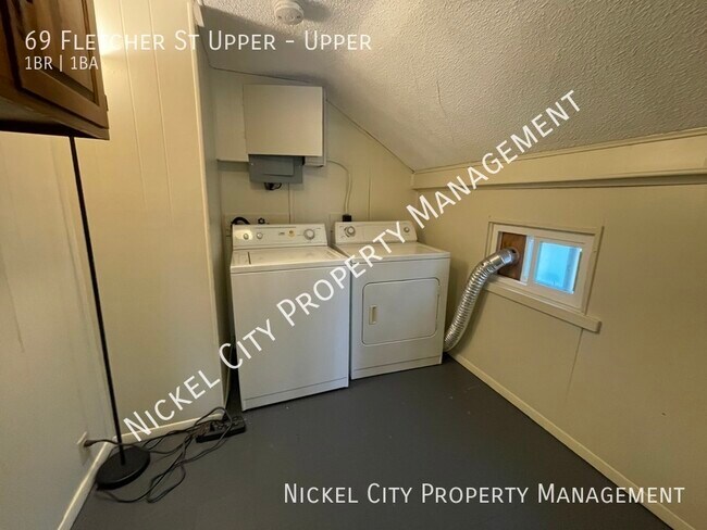 Building Photo - 69 Fletcher St