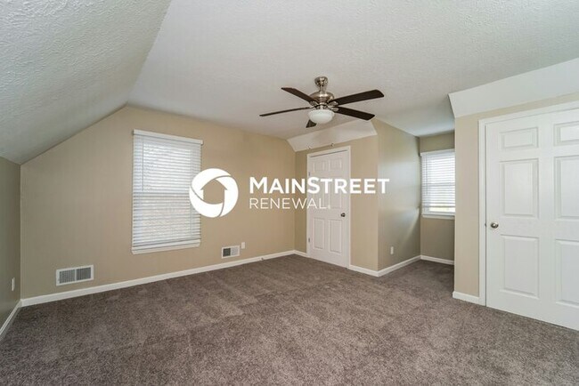 Building Photo - 3 Bedroom Pet-Friendly Home in Louisville,...