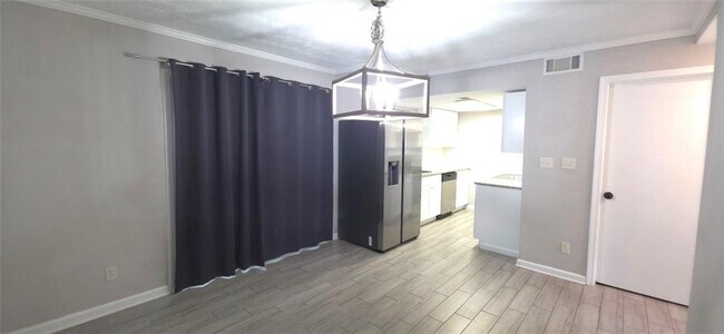 Building Photo - 147 Northdale Pl