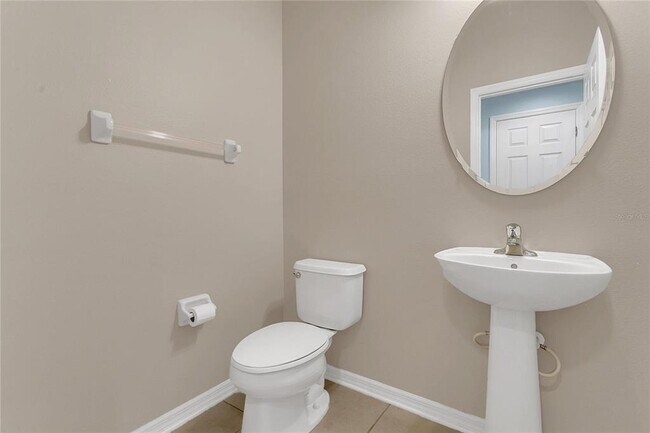 Building Photo - 543 Rainbow Springs Loop