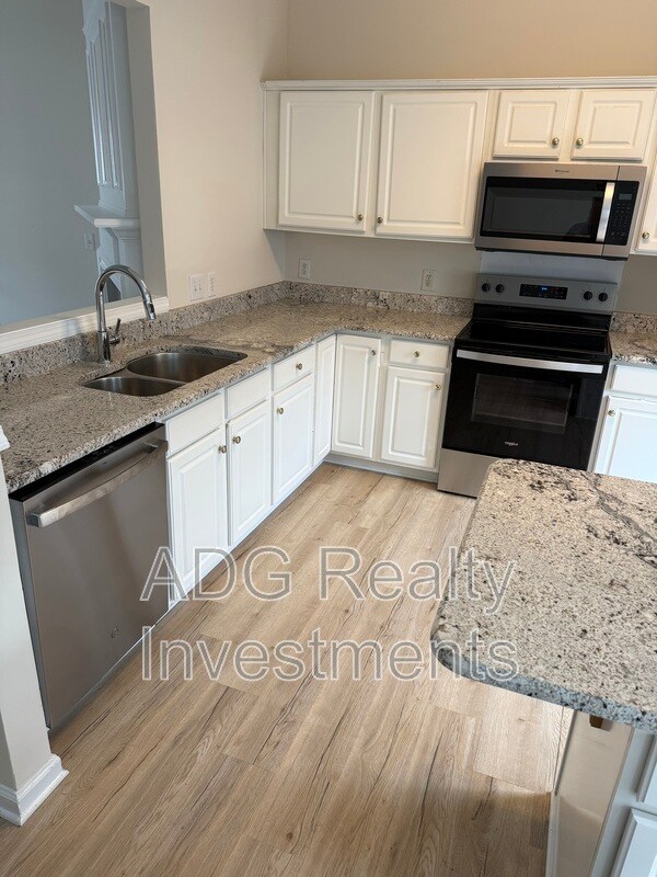 Building Photo - 5478 Werburgh St