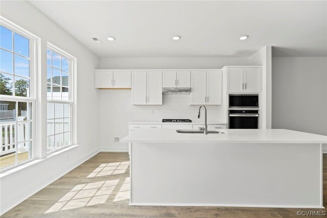 Building Photo - 15308 Oasis Sun Wy