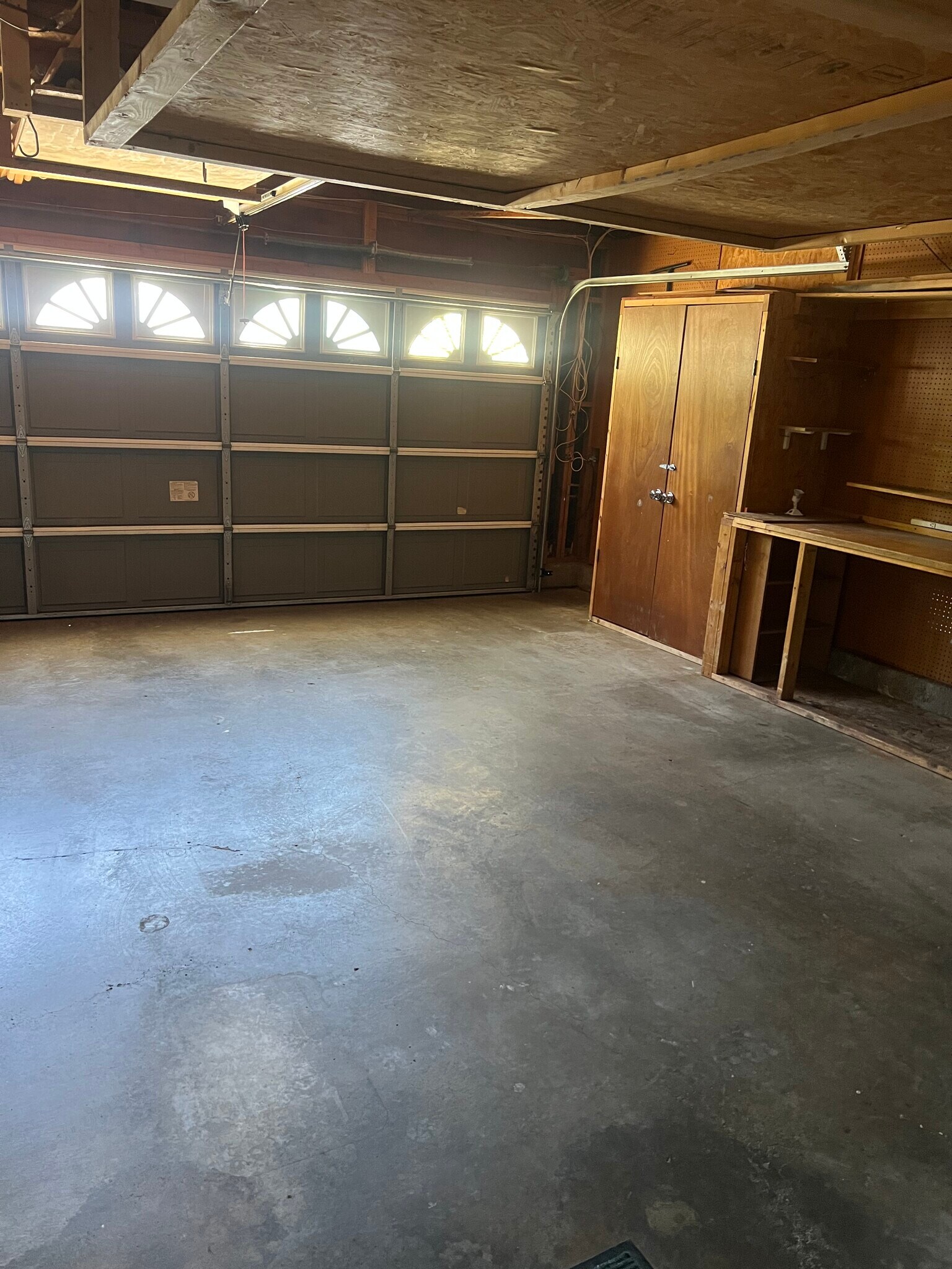 Building Photo - 7621 Sale Ave