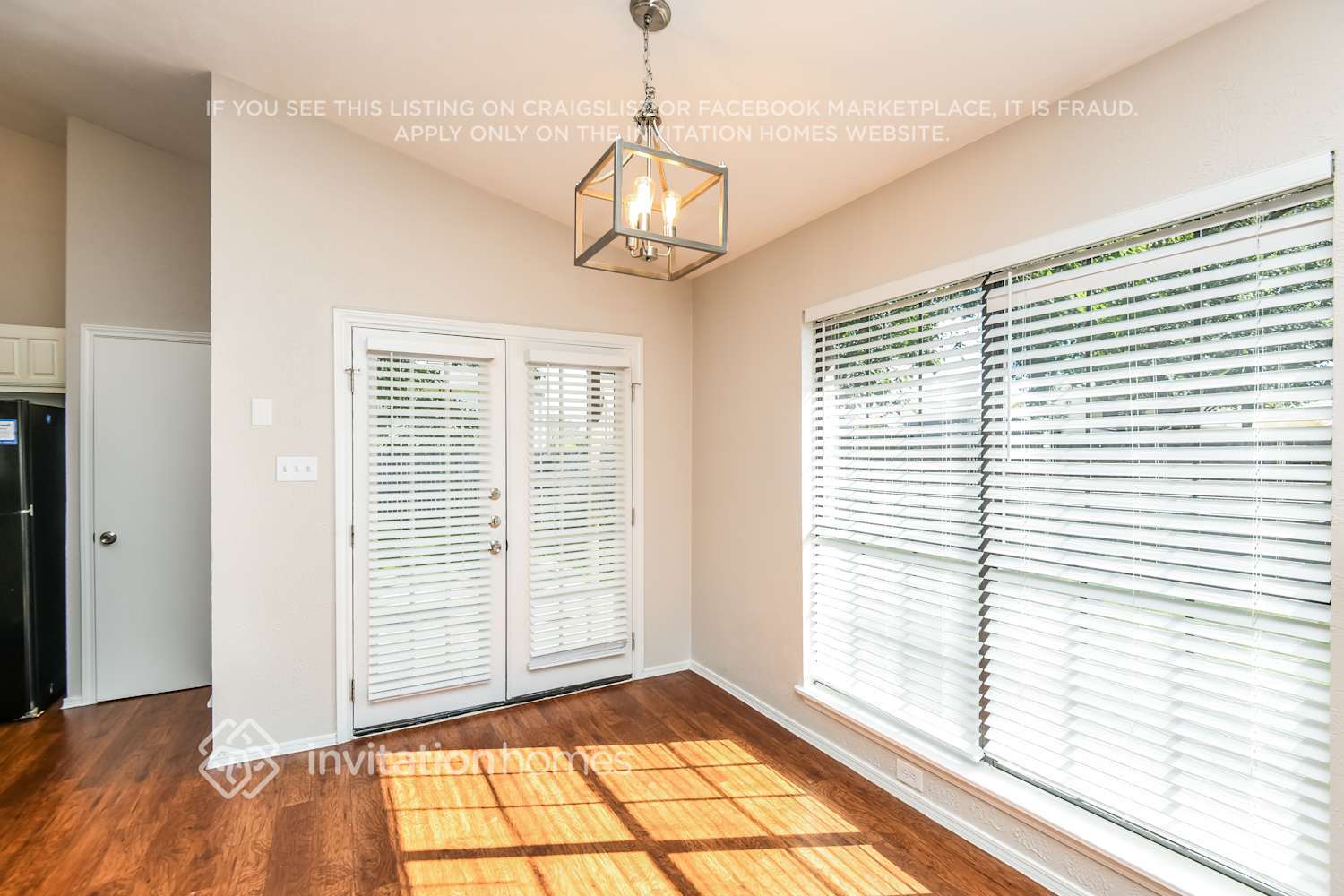 Building Photo - 4245 Periwinkle Dr