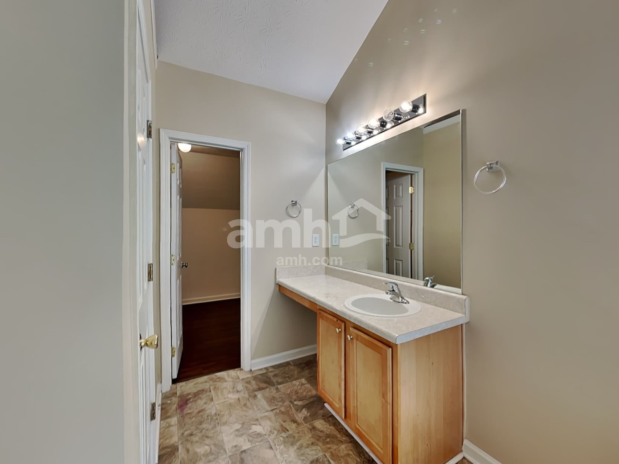 Building Photo - 233 Biltmore Way