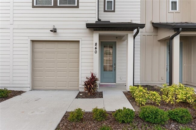 Building Photo - 840 Longboat Dr