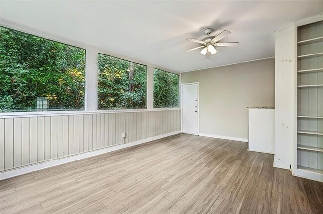 Building Photo - 103 La Rue Pl NW