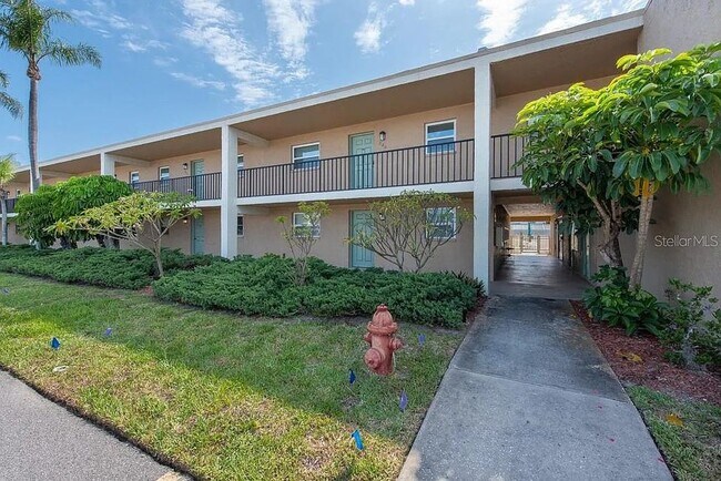 Building Photo - 12300 Park Blvd