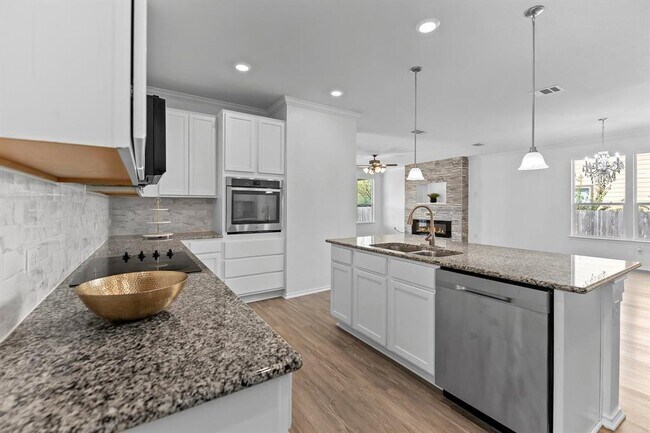 Building Photo - 12505 Franklin D Roosevelt St