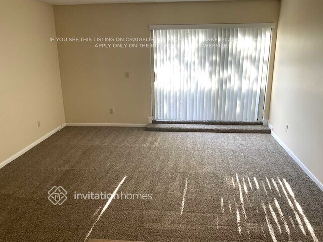 Building Photo - 4005 W Sailboat Dr