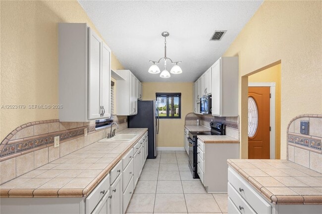 Building Photo - 12580 SW 248th Terrace