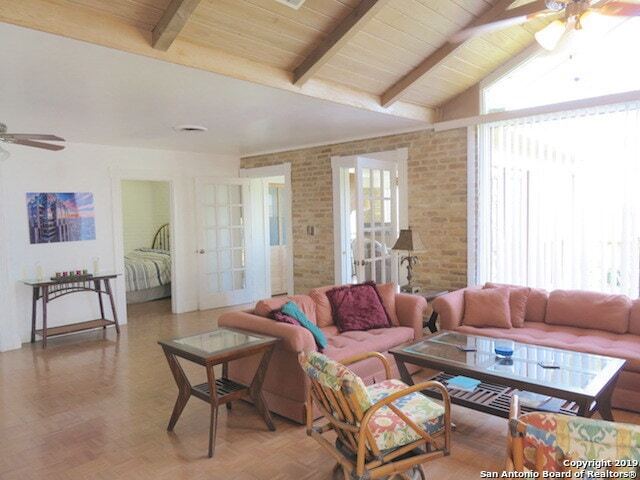 Building Photo - 241 Mount Pisgah Dr