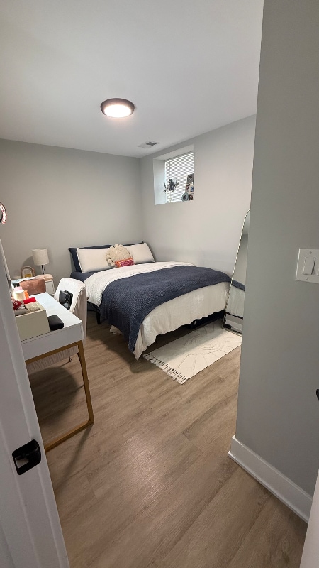 Building Photo - 2175 N Maplewood Ave