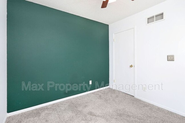 Building Photo - 4300 54th St