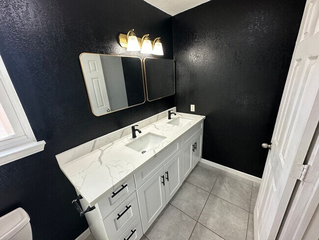 Building Photo - NEW IN MANAGEMENT - AVAILABLE SOON!