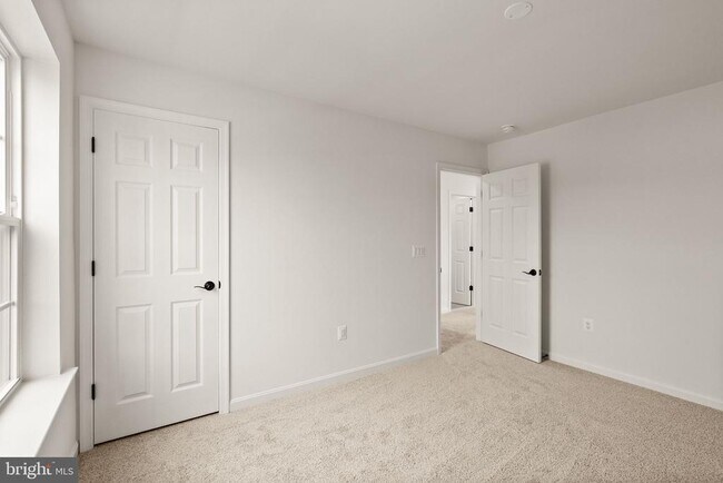 Building Photo - 9166 Arctic Fox Wy