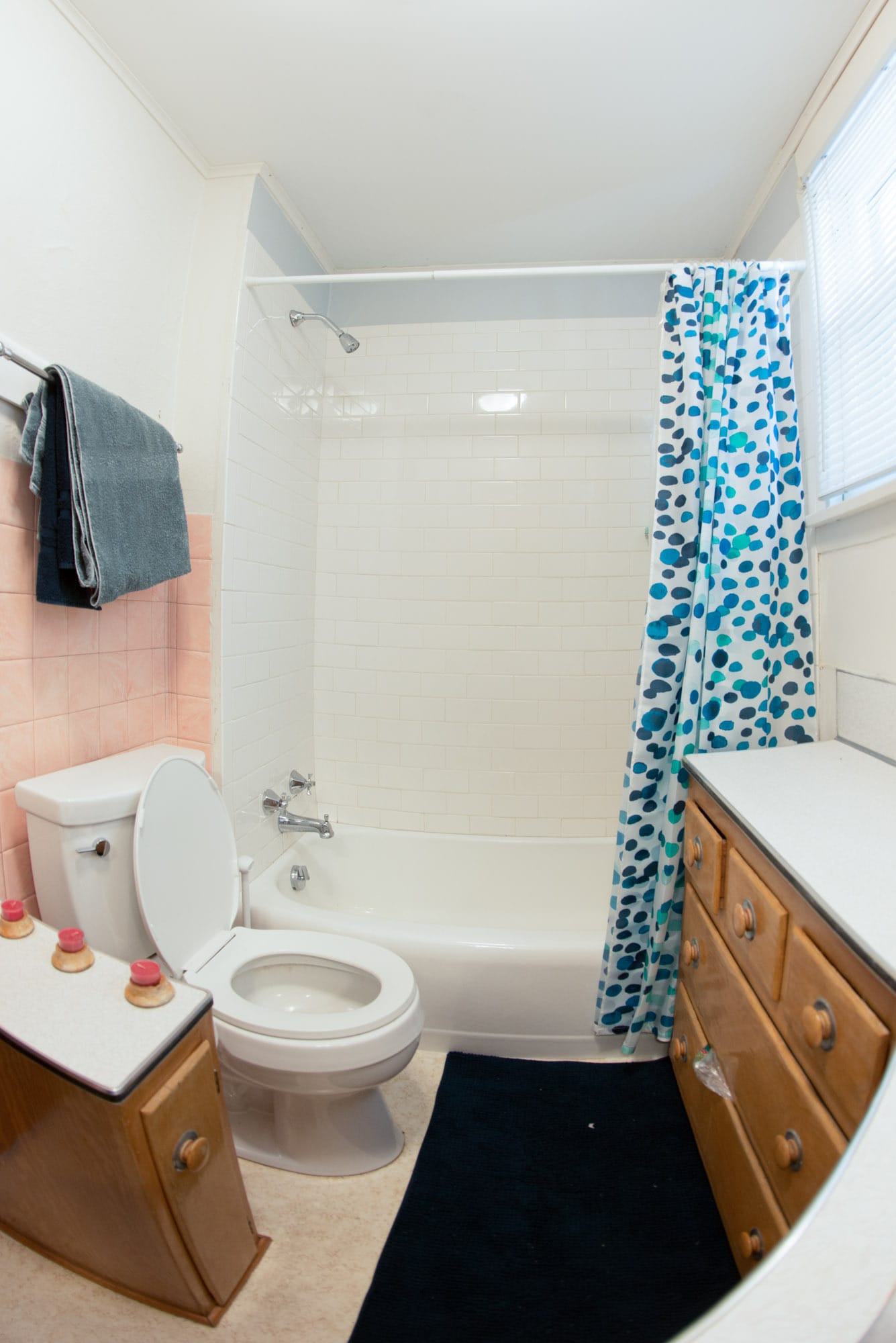 Tiny but serviceable bathroom. - 430 E. Jefferson Street
