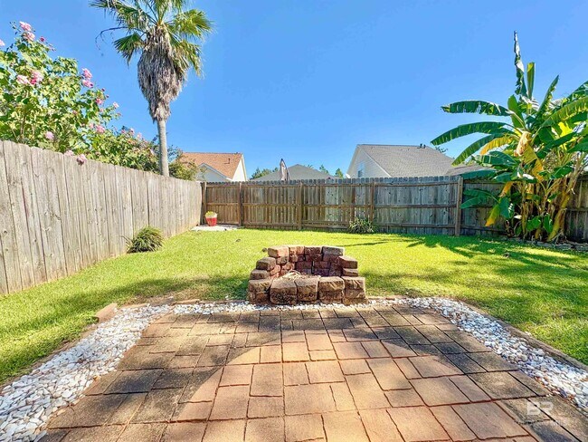 Building Photo - 7943 Audubon Dr