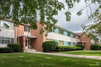 Building Photo - Fairway Apartments