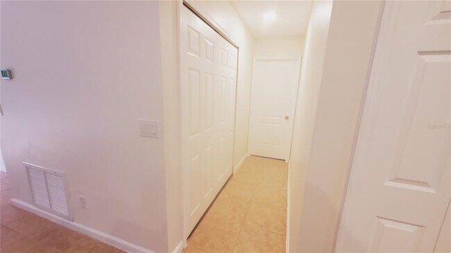 Building Photo - 2308 Lily Pad Ln