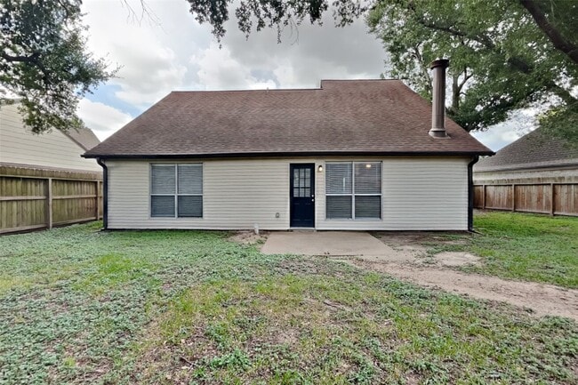 Building Photo - 22719 Garden Canyon Dr