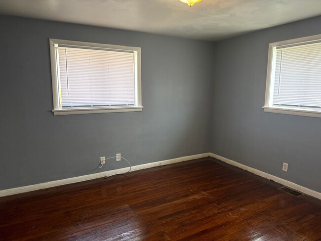 Building Photo - Cornell Duplexes