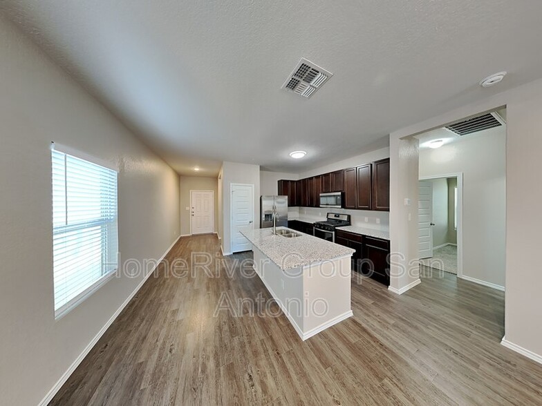 Building Photo - 13541 Lily Ln