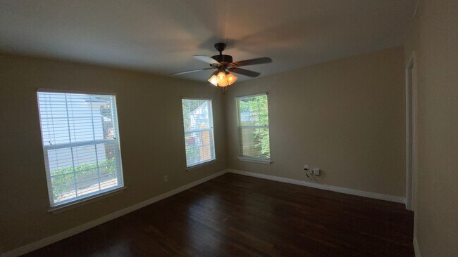 Building Photo - 4012 Boyd Ave