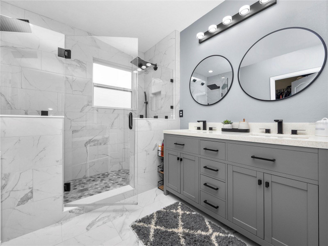 Building Photo - 1806 Sereno Dr