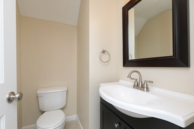 Building Photo - 726 Windcroft Cir NW