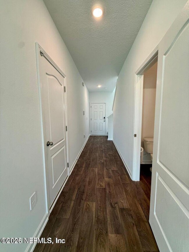 Building Photo - 1469 Jeremiah St